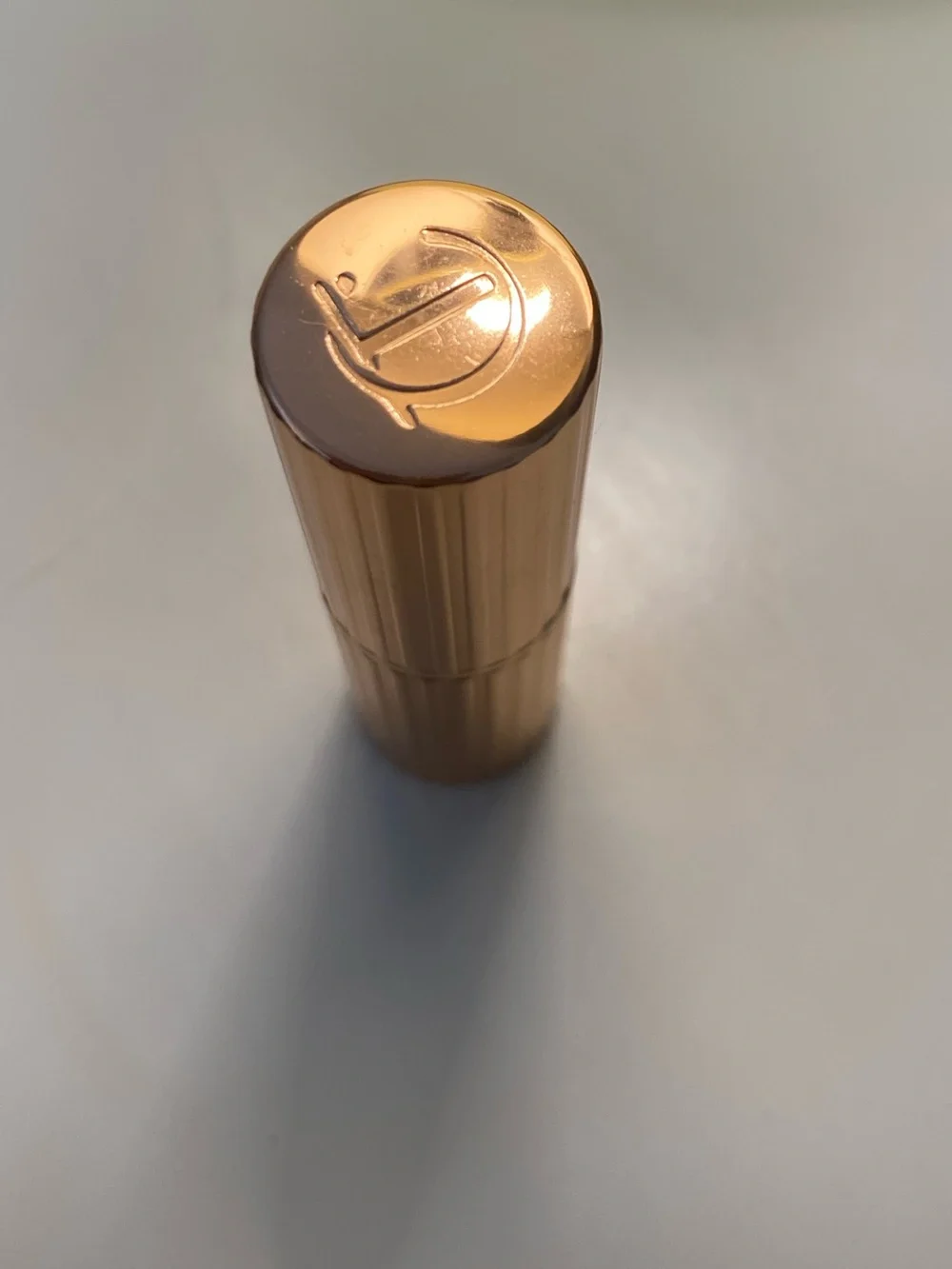 Charlotte Tilbury K.I.S.S.I.N.G. Lipstick-Runway Royalty-NWOB
